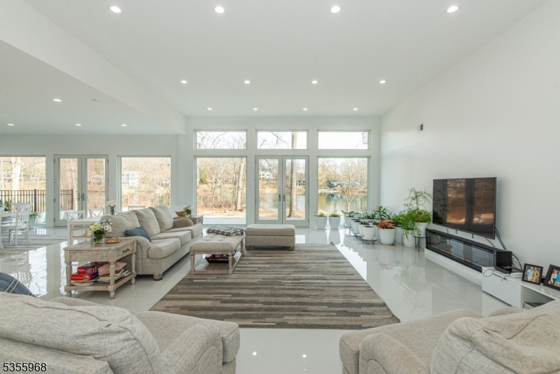 34 W Shore Rd