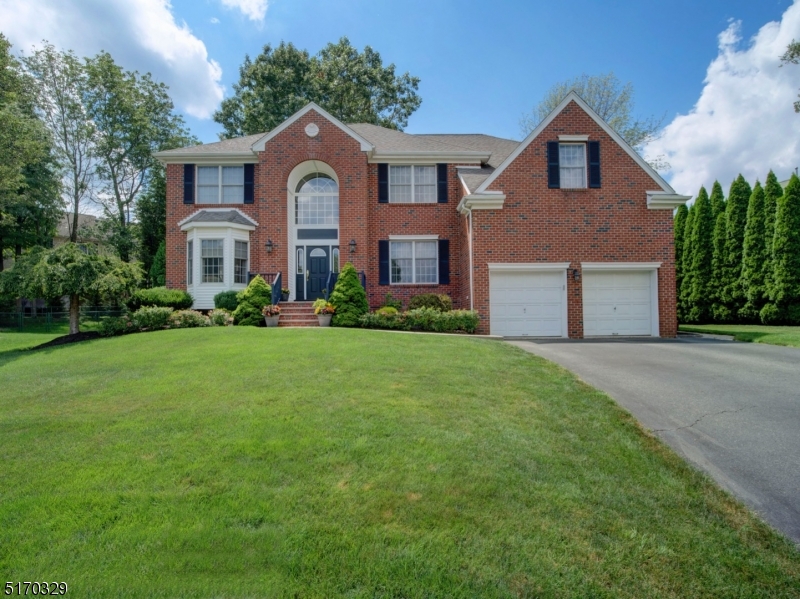 POETS PEAK - Residential