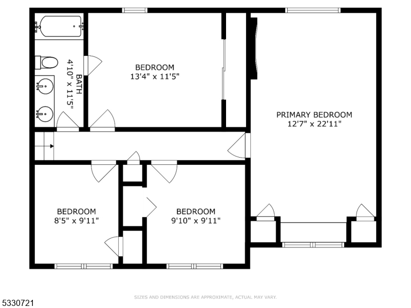 Main image without alt text