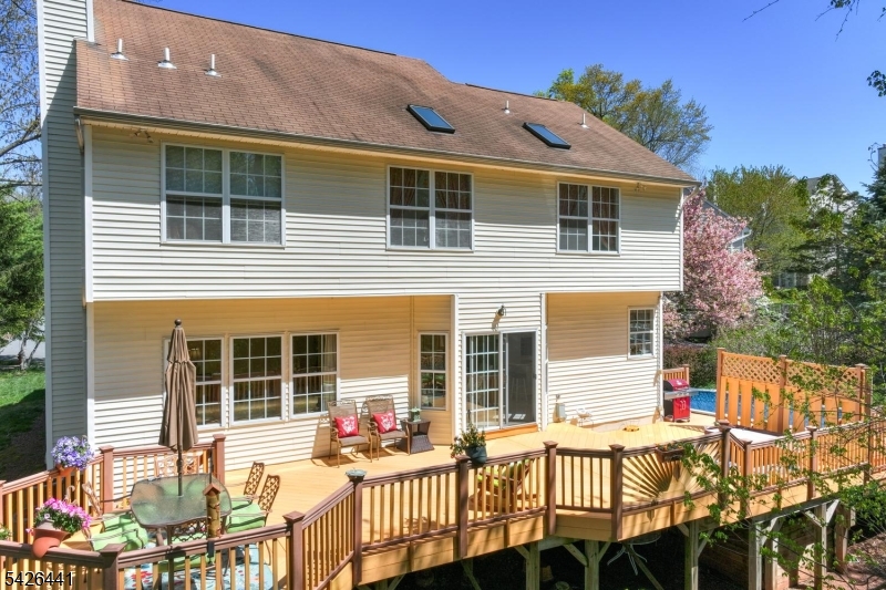 Royal Estates - Residential