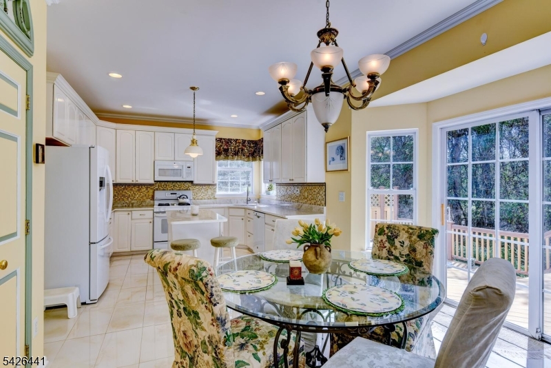 Royal Estates - Residential