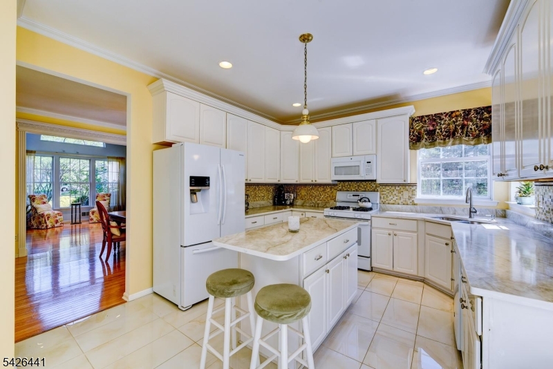 Royal Estates - Residential