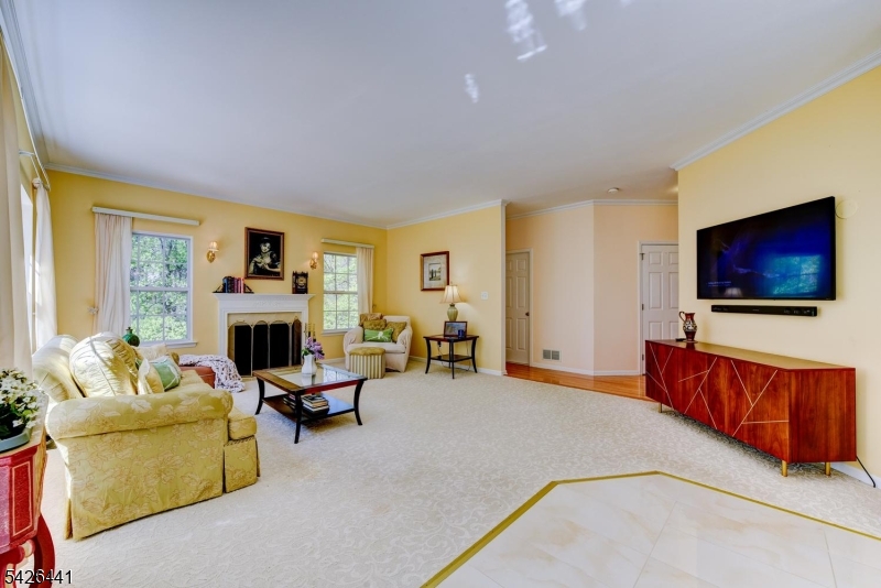 Royal Estates - Residential