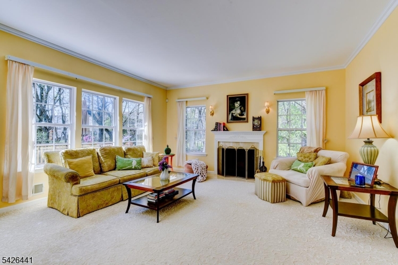 Royal Estates - Residential