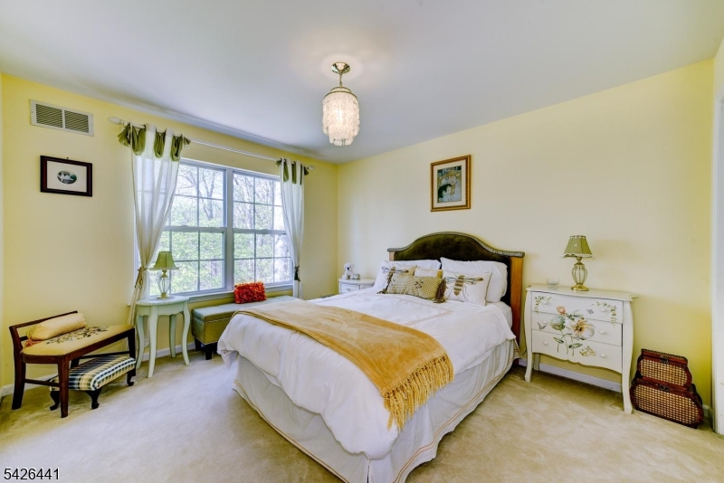 Royal Estates - Residential