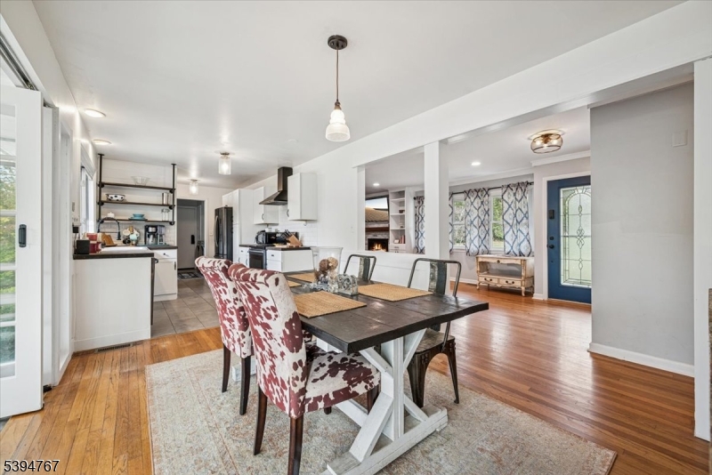 Alexandria Twp., New Jersey 08867, United States, 3 Bedrooms Bedrooms, ,2 BathroomsBathrooms,Residential,Active,237978