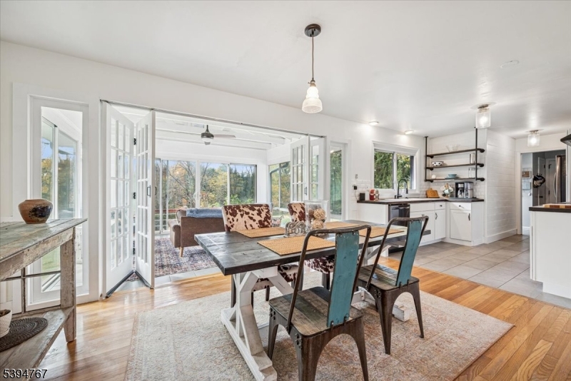 Alexandria Twp., New Jersey 08867, United States, 3 Bedrooms Bedrooms, ,2 BathroomsBathrooms,Residential,Active,237978