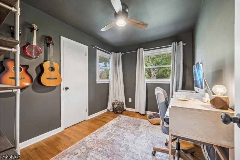 Alexandria Twp., New Jersey 08867, United States, 3 Bedrooms Bedrooms, ,2 BathroomsBathrooms,Residential,Active,237978