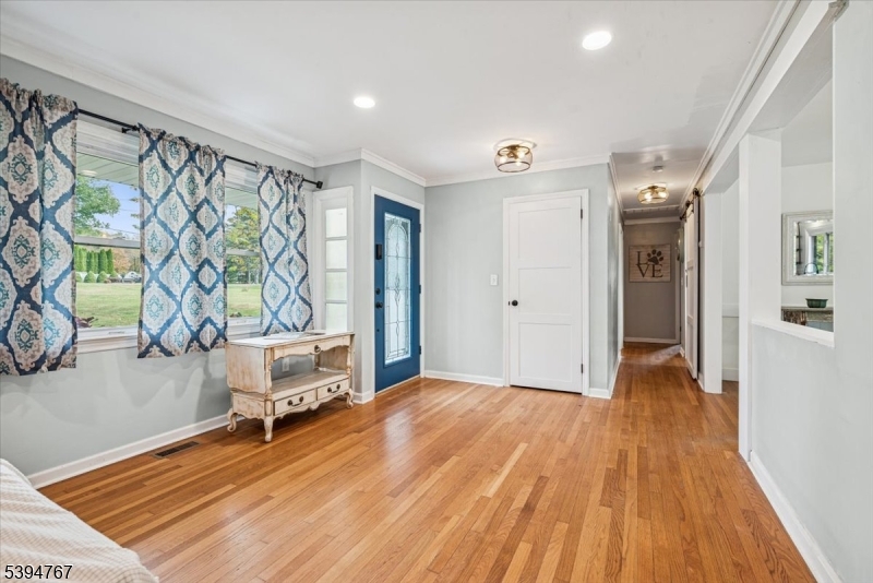 Alexandria Twp., New Jersey 08867, United States, 3 Bedrooms Bedrooms, ,2 BathroomsBathrooms,Residential,Active,237978