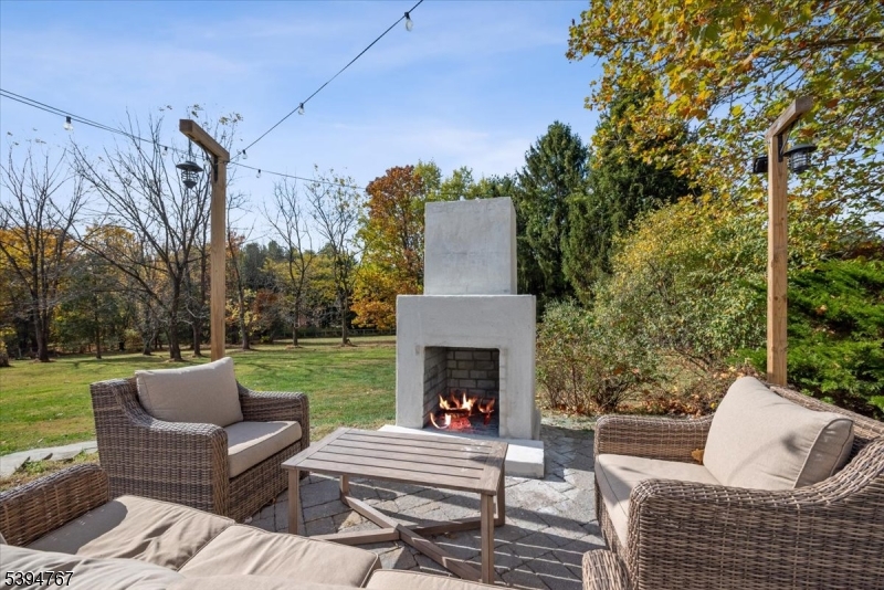 Alexandria Twp., New Jersey 08867, United States, 3 Bedrooms Bedrooms, ,2 BathroomsBathrooms,Residential,Active,237978