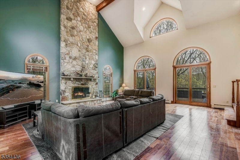 Sunset Lakes - Residential