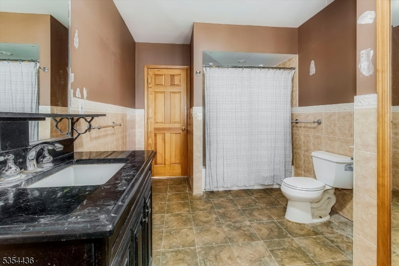 Sunset Lakes - Residential