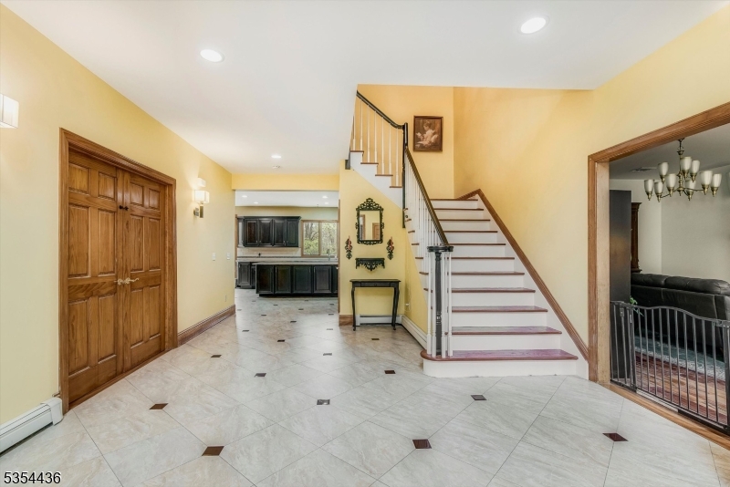 Sunset Lakes - Residential