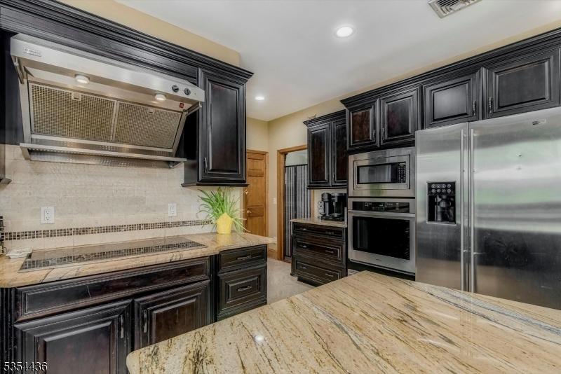 Sunset Lakes - Residential