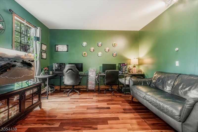 Sunset Lakes - Residential