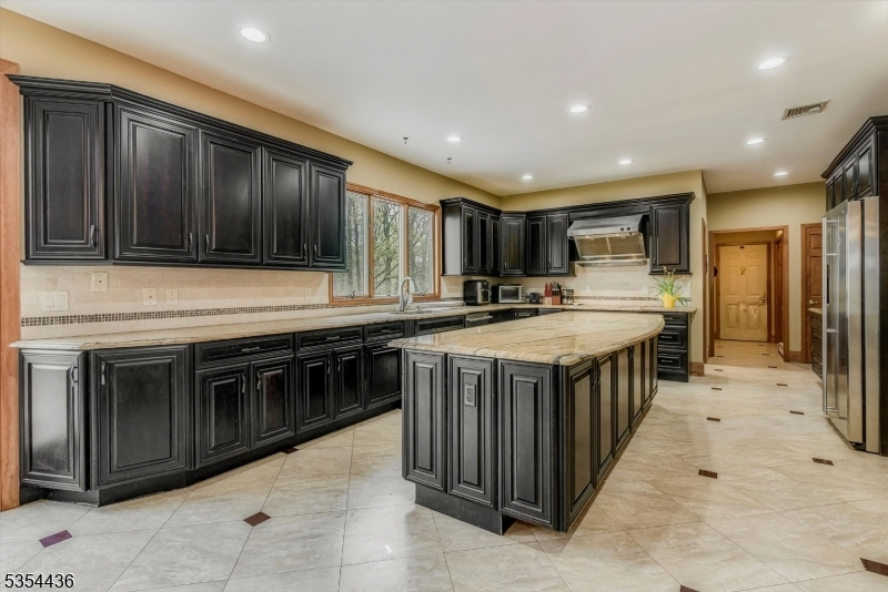 Sunset Lakes - Residential