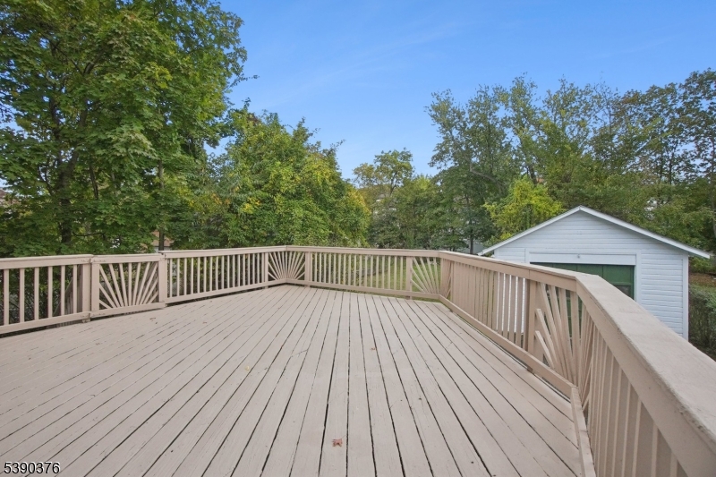 Laning Avenue - Residential