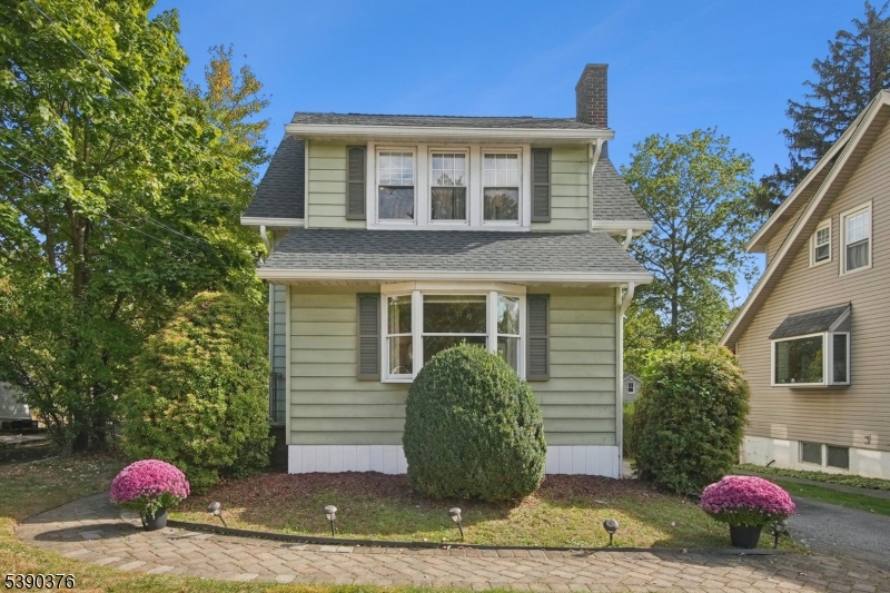 Laning Avenue - Residential