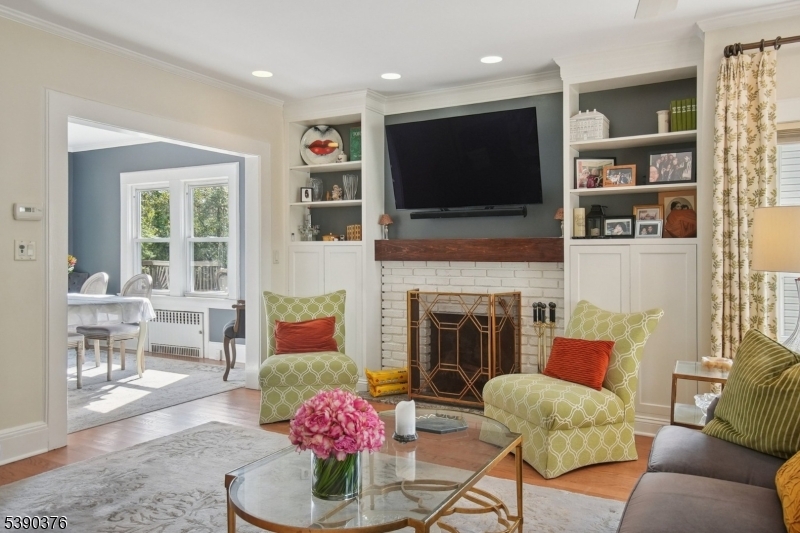 Laning Avenue - Residential