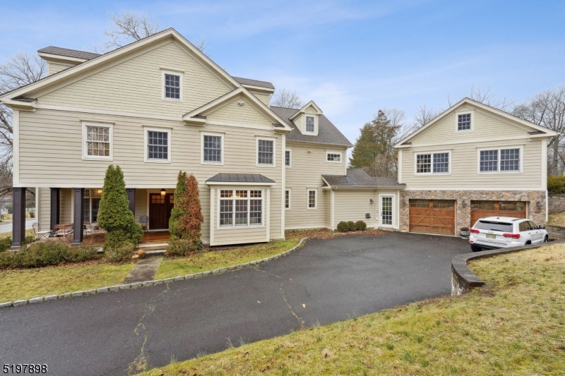 427 Lyons Road, Bernards Twp., NJ 07920 - #: 3829889