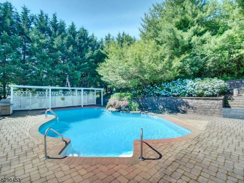 Hunters Ridge - Residential