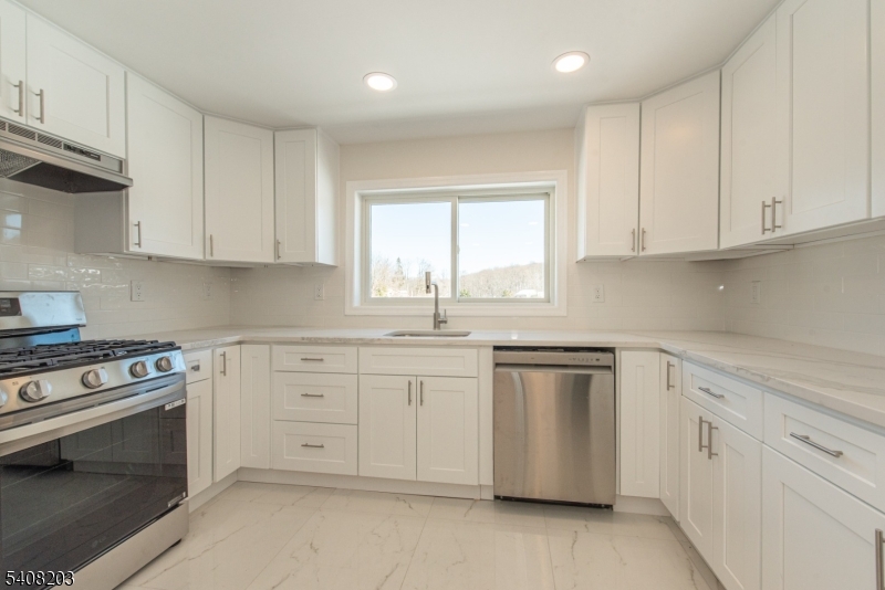 Mount Glen Lakes - Residential