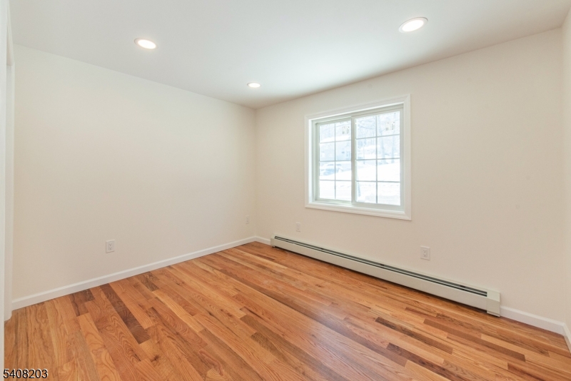 Mount Glen Lakes - Residential