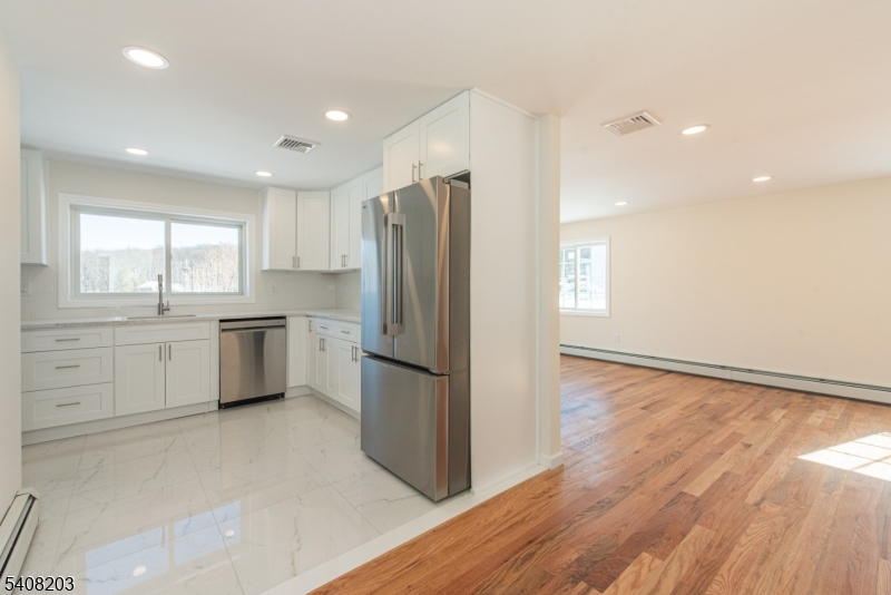 Mount Glen Lakes - Residential