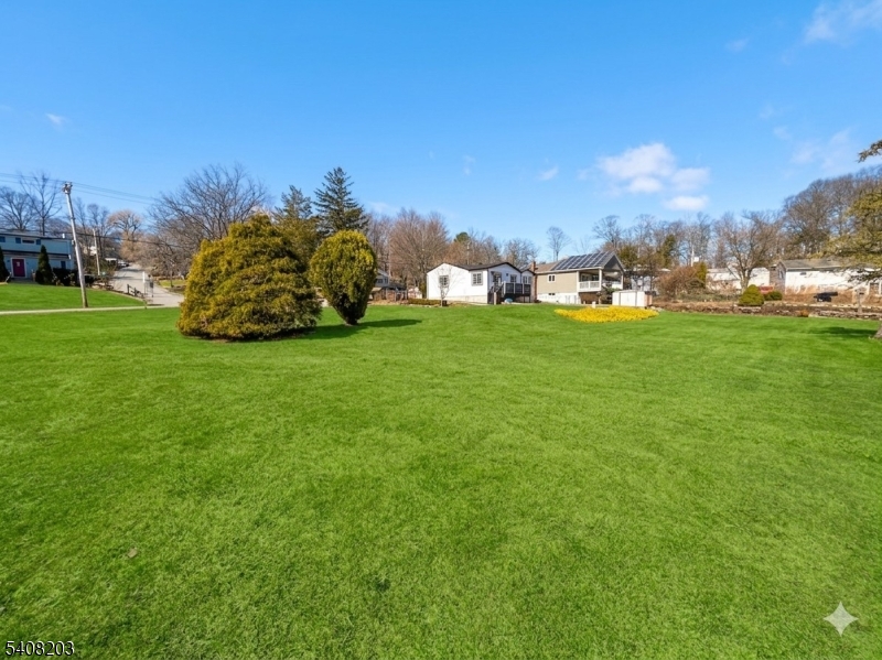 Mount Glen Lakes - Residential