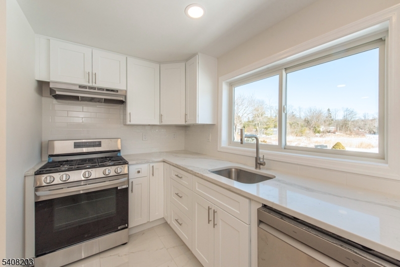 Mount Glen Lakes - Residential