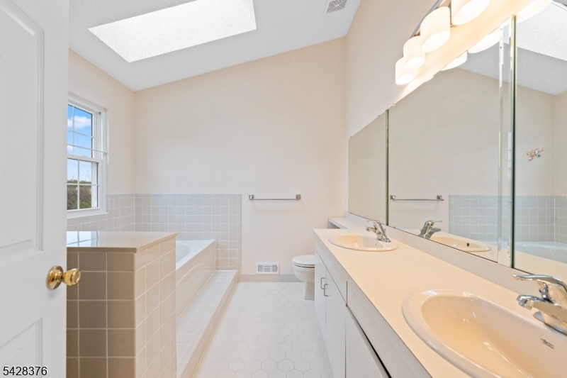 Beacon Hill - Residential
