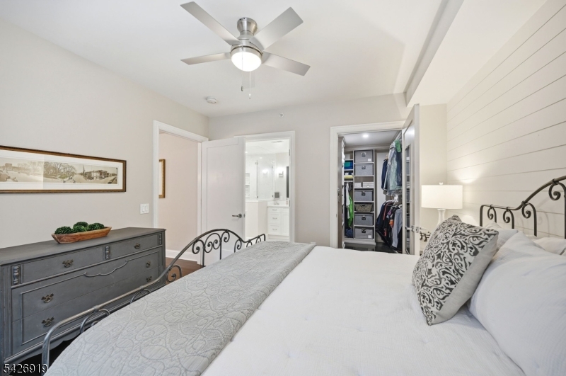 40 Park - Residential