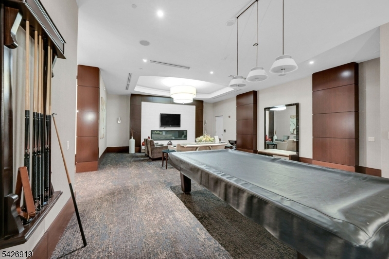 40 Park - Residential