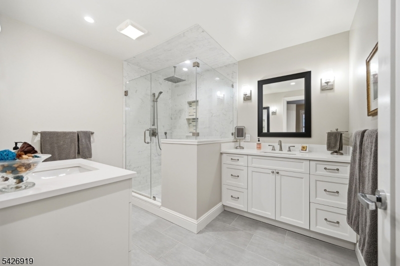 40 Park - Residential