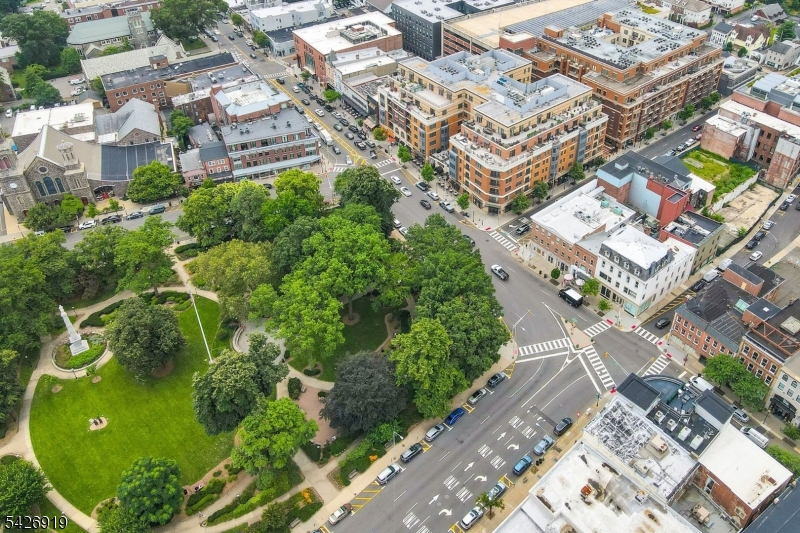 40 Park - Residential