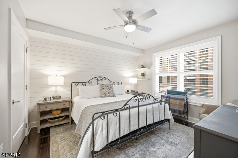 40 Park - Residential