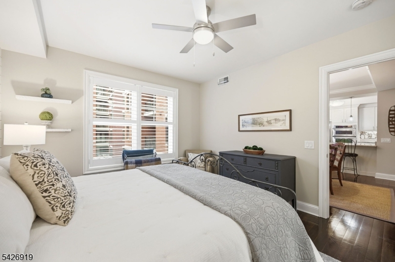 40 Park - Residential