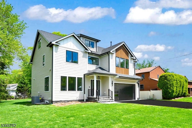 46 Snyder Ave