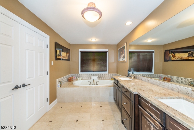 PARK RIDGE ESTATES - Residential