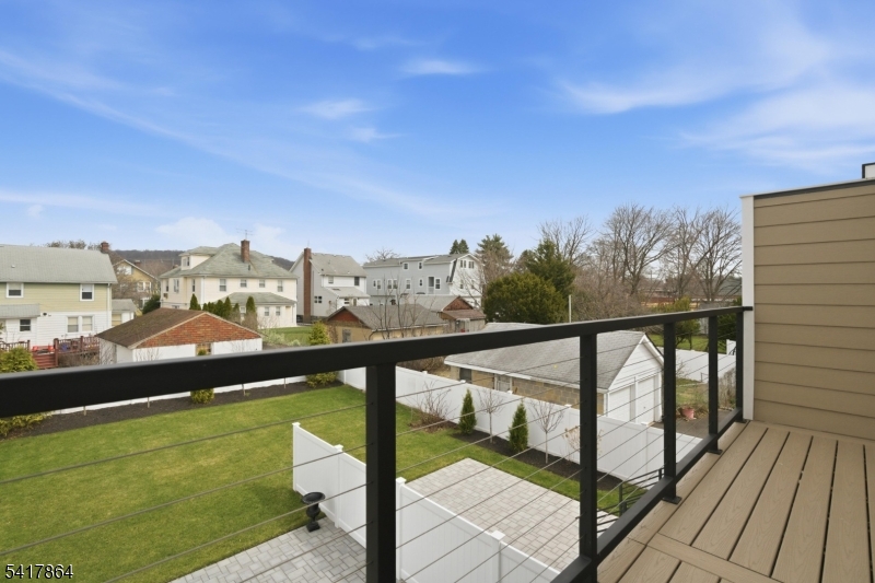 DOWNTOWN MILLBURN - Residential