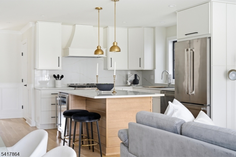 DOWNTOWN MILLBURN - Residential