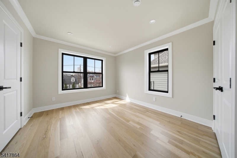 DOWNTOWN MILLBURN - Residential