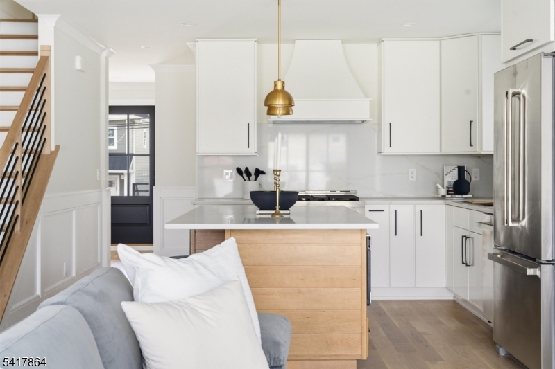 DOWNTOWN MILLBURN - Residential