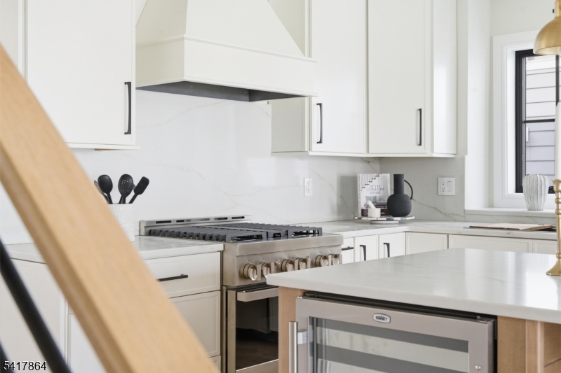 DOWNTOWN MILLBURN - Residential