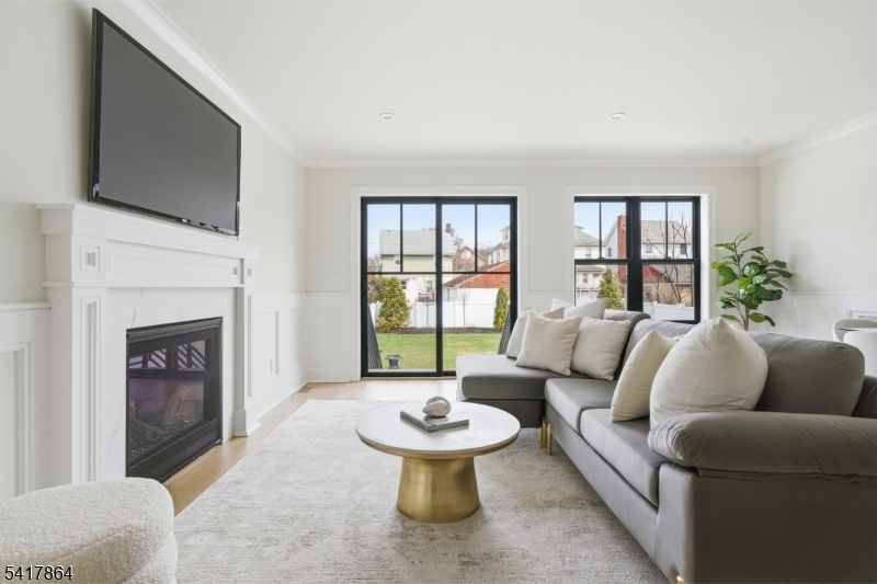 DOWNTOWN MILLBURN - Residential