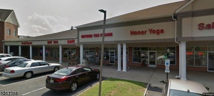 Suites 221 Available in this Modern Well-Maintained Shopping Center at Traffic Light. Existing Tenants Include CVS, Davita Healthcare, Honor Yoga, Dong's Express Chinese Restaurant, Beyond the Fringe Hair Salon, Cafe Brio, Sakura Sushi, Lee's Tae Kwon Do and Fyzical Therapy.  Nail Salon or Pizzeria Welcome.  Floor Plans Available. Truly a NNN Lease; Tenant Pays All Utilities and CAM, which includes Taxes and Property Insurance, etc.