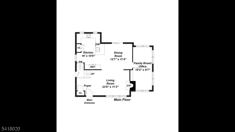 Main image without alt text