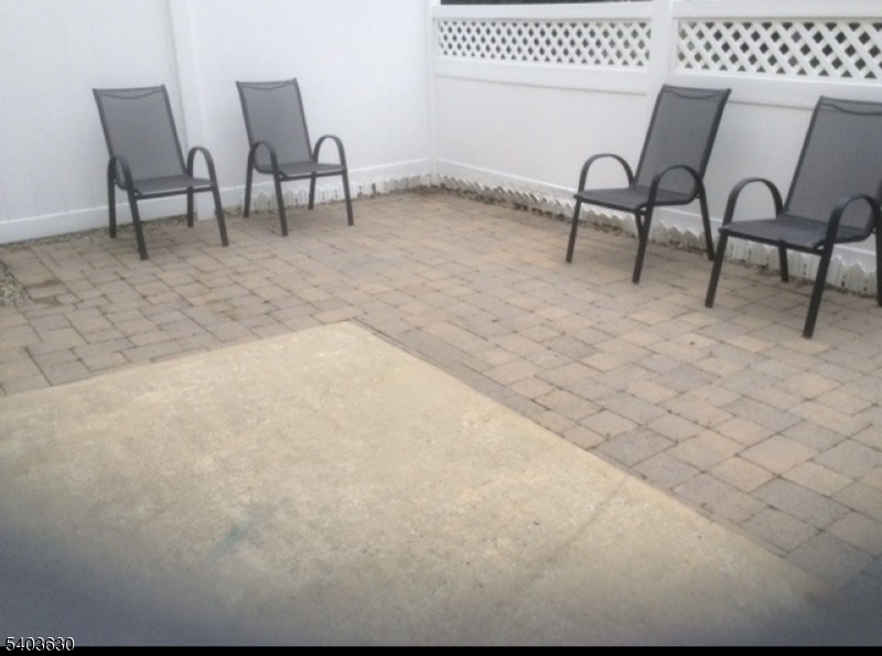 Stratton Meadows - Residential Lease