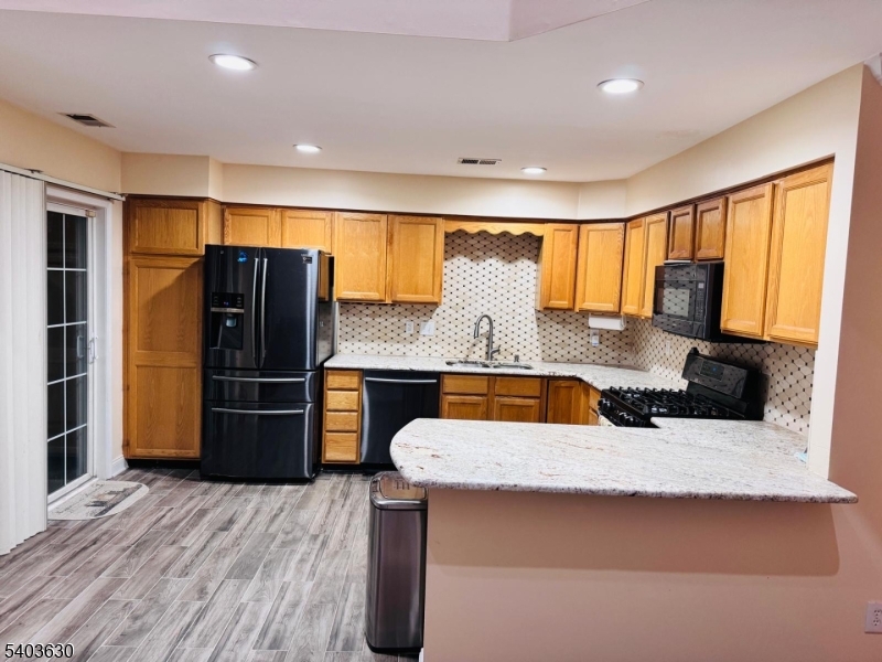 Stratton Meadows - Residential Lease