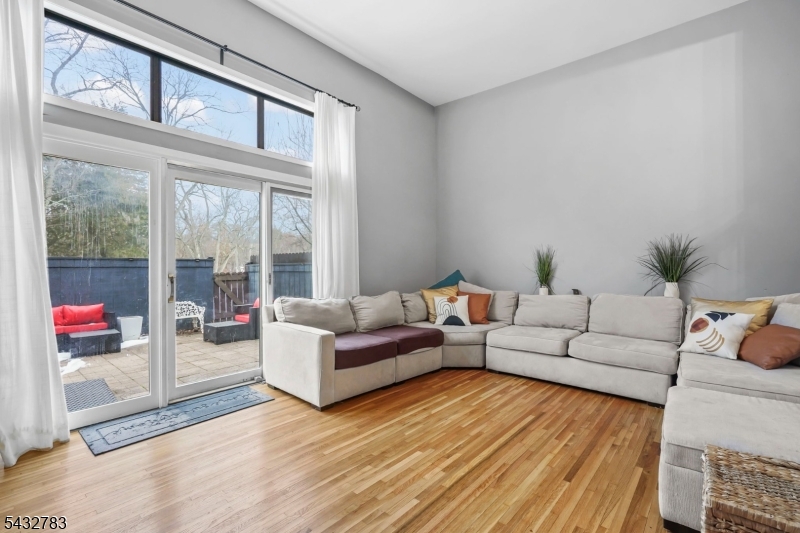 Brookside Square - Residential
